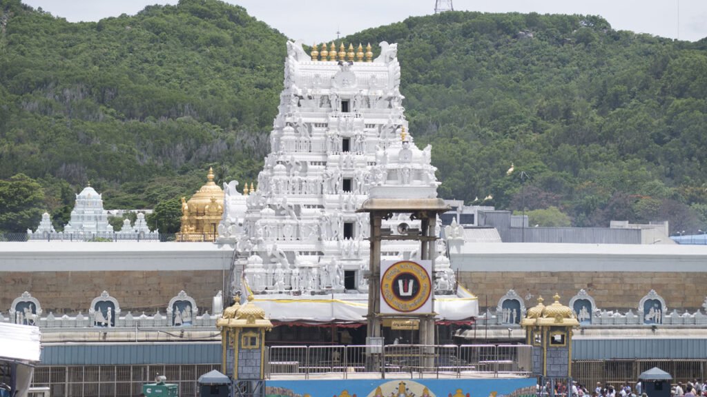 Tirumala devotees