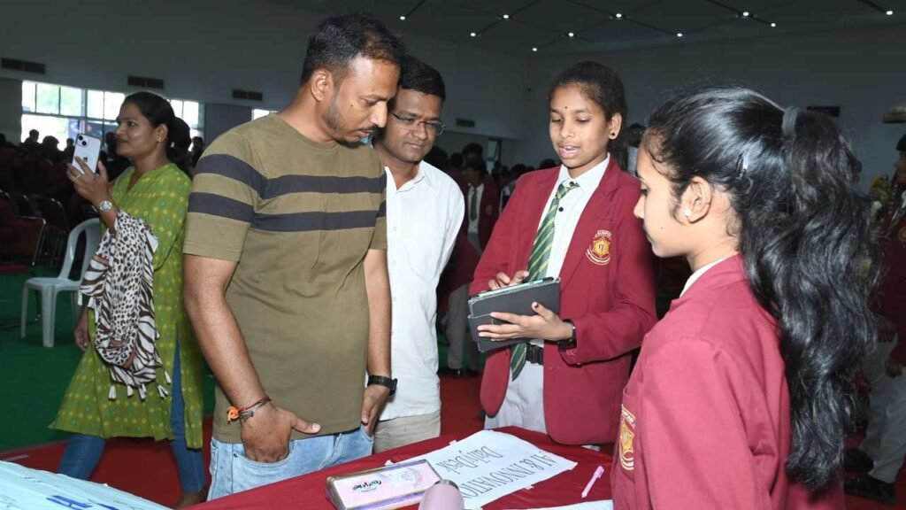 Kakatiya Robo Fest | అబ్బుర పర్చిన విద్యార్థుల ప్రదర్శనలు.. ముగిసిన కాకతీయ ఒలంపియాడ్ ‘రోబో ఫెస్ట్’ 8 9