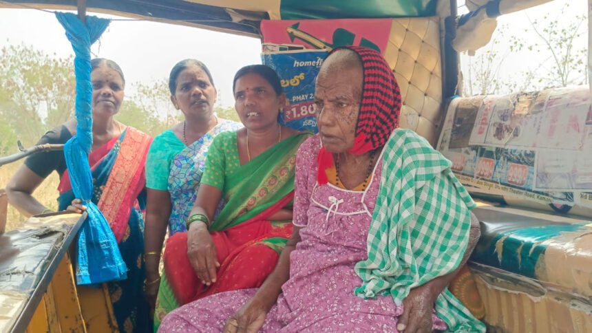 Elderly Mother Complaint | కన్నోళ్లు పట్టించుకుంటలేరు.. ఓ తల్లి ఆవేదన.. ప్రజావాణిలో ఫిర్యాదు 1 Elderly Mother Complaint