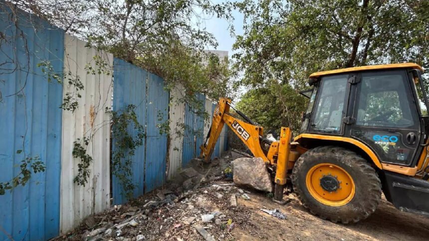 HYDRAA Land Protection | 11 ఎకరాల భూమిని కాపాడిన హైడ్రా 1 HYDRAA Land Protection