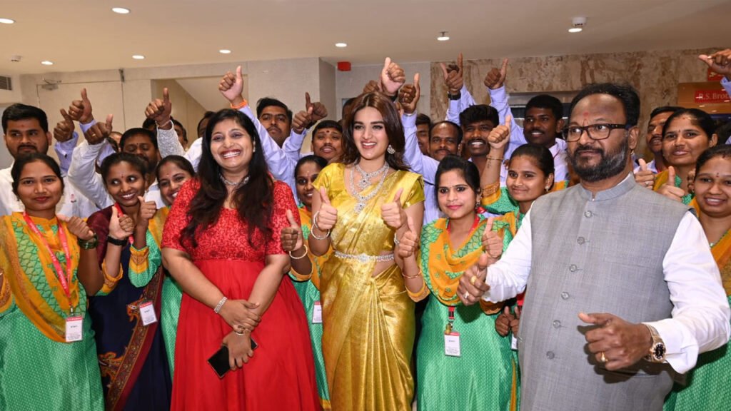 Nidhi Agarwal Nizamabad 