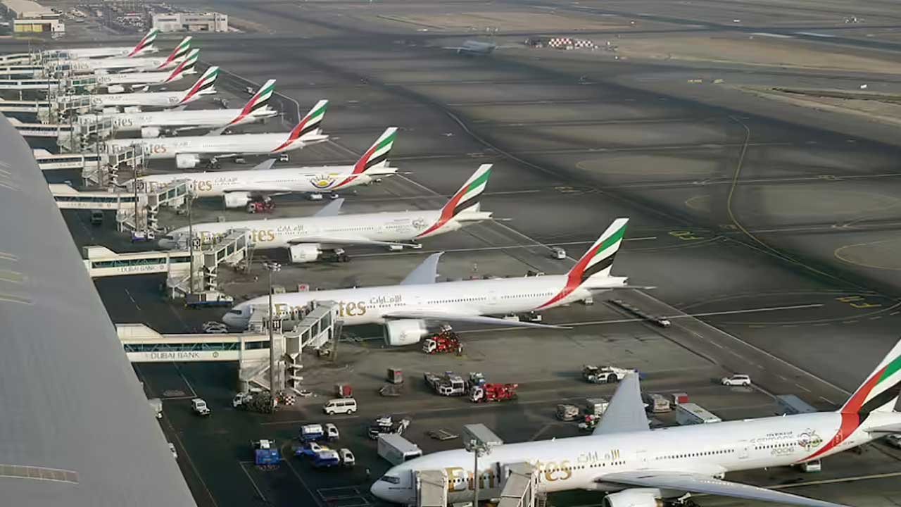 Gulf Telugu Advisory | గల్ఫ్లో ఉన్న తెలుగు వారికి సీఎం కీలక సూచనలు 2 airport