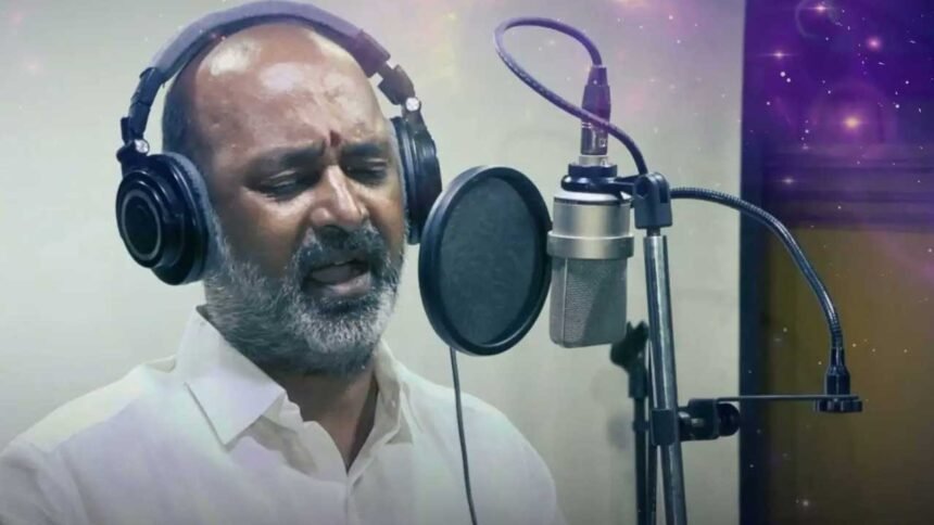 Bandi Sanjay Song | శ్రీరామనవమి సందర్భంగా పాటతో ఆకట్టుకున్న బండి సంజయ్ 1 Bandi Sanjay Song | శ్రీరామనవమి సందర్భంగా పాటతో ఆకట్టుకున్న బండి సంజయ్