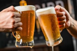 Beer Price Hike | కిక్కు దించుతున్న యుద్ధం.. బీర్ల ధరలు పెంపు తప్పదా..!