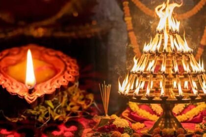 Deepa Aradhana Significance | హిందూ సంప్రదాయంలో దీపారాధన ఆనవాయితీ.. ఆ రహస్యం తెలిస్తే ఆశ్చర్యపోతారు!