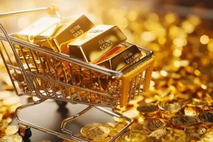 march 25 Gold Rates | గోల్డ్​ ప్రియుల సంబరాలు.. పెట్టుబడిదారుల్లో ఆందోళన