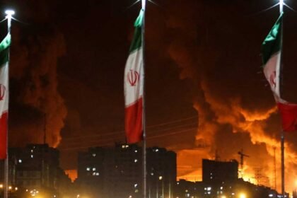 Iran warning employees