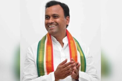 Raj Gopal Reddy Dinner | కాంగ్రెస్‌లో కలకలం రేపుతున్న కోమటిరెడ్డి రాజగోపాల్ రెడ్డి సీక్రెట్ డిన్నర్ మీటింగ్!