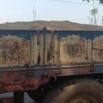 Illegal Sand Transport | ఇసుక అక్రమ రవాణా.. ట్రాక్టర్​ సీజ్​