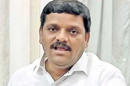 Teenmar Mallanna Remarks | నా జీతం ఎంతంటే.. రాజకీయ భోగాలపై ఎమ్మెల్సీ తీన్మార్​ మల్లన్న సంచనల వ్యాఖ్యలు