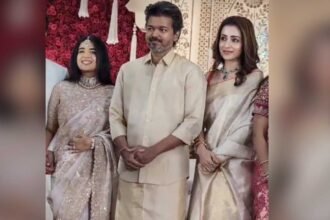 Vijay Trisha Together | వివాహ వేడుకకు కలిసి హాజరైన టీవీకే అధినేత విజయ్, సినీ నటి త్రిష కృష్ణన్.. నెట్టింట వైరల్​!