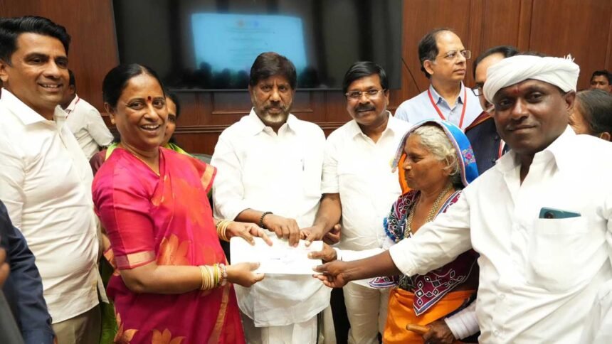 Amrabad Rehabilitation Support | ‘అమ్రాబాద్’ నిర్వాసితులకు అండగా ఉంటాం : భట్టి విక్రమార్క 1 Amrabad Rehabilitation Support