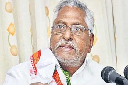 Jeevan Reddy Sanjay Clash