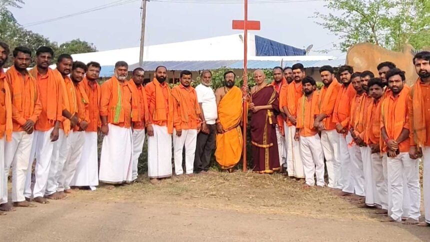 Ugadi Celebrations Indur | ఇందూరులో కాషాయ ధ్వజావిష్కరణ.. ఘనంగా ఉగాది ఉత్సవాలు 1 Ugadi Celebrations Indur |