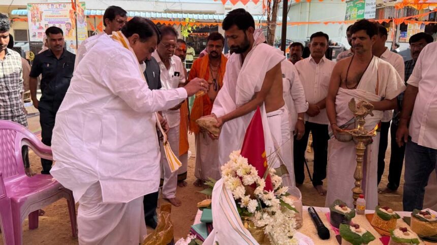 Hanuman Maha Mandala Puja | భక్తిశ్రద్ధలతో హనుమాన్ సామూహిక మహా మండలపూజ 1 Hanuman Maha Mandala Puja |