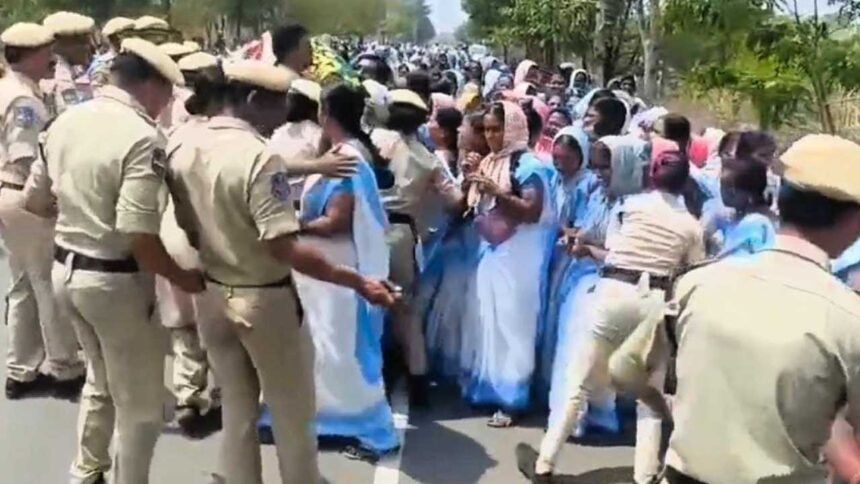 ASHA Workers Protest |