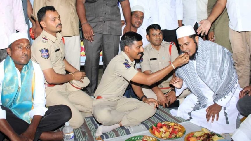 Ramzan fasting benefits | ఉపవాసంతో సహనం, క్రమశిక్షణ పెరుగుతాయి: సీపీ సాయిచైతన్య 1 Ramzan fasting benefits |