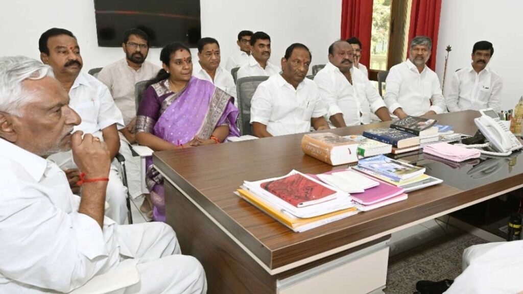 KCR Jeevan Reddy Meeting | మీతో పని చేయమని ఆ దేవుడే పంపాడు.. కేసీఆర్తో జీవన్రెడ్డి 2 KCR Jeevan Reddy Meeting