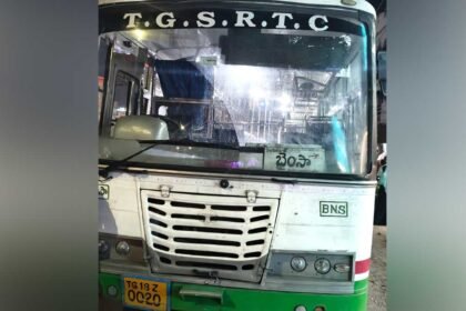 Nizamabad bus accident |