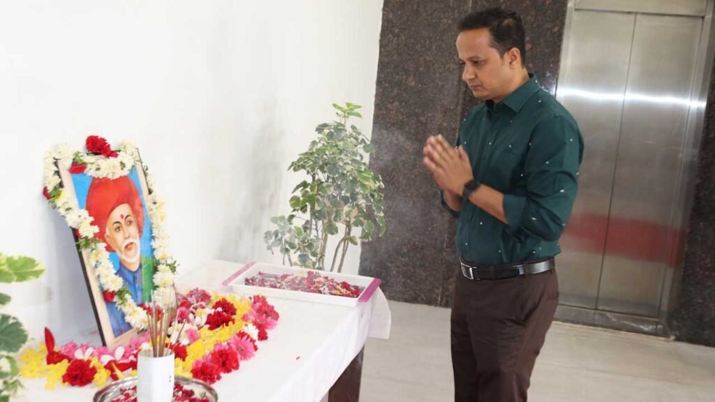 Jyotiba Phule Jayanti | కామారెడ్డిలో ఘనంగా మహాత్మా జ్యోతిబా పూలే జయంతి 3 spsps